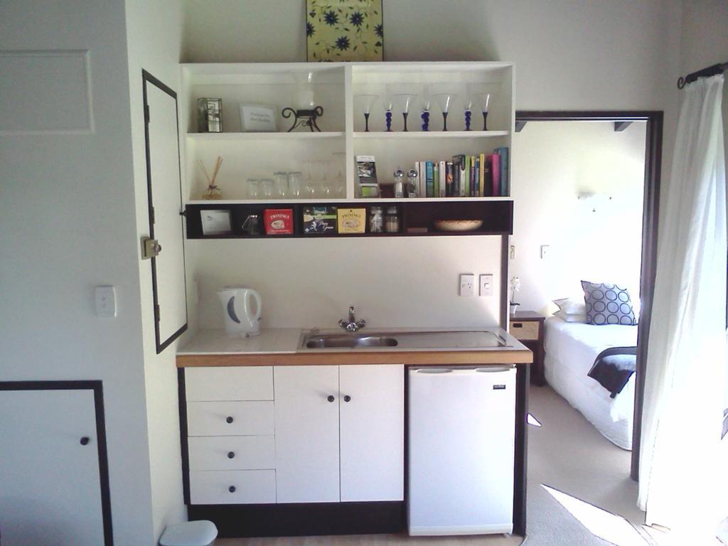 Waters Edge B&B Kaitaia Bilik gambar
